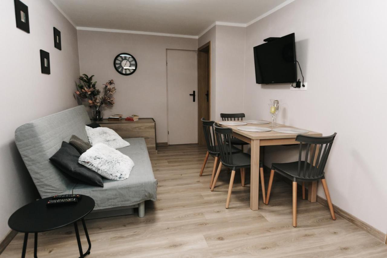 Apartament Karo 1 Karkonosze เยเลเนียกูรา ภายนอก รูปภาพ