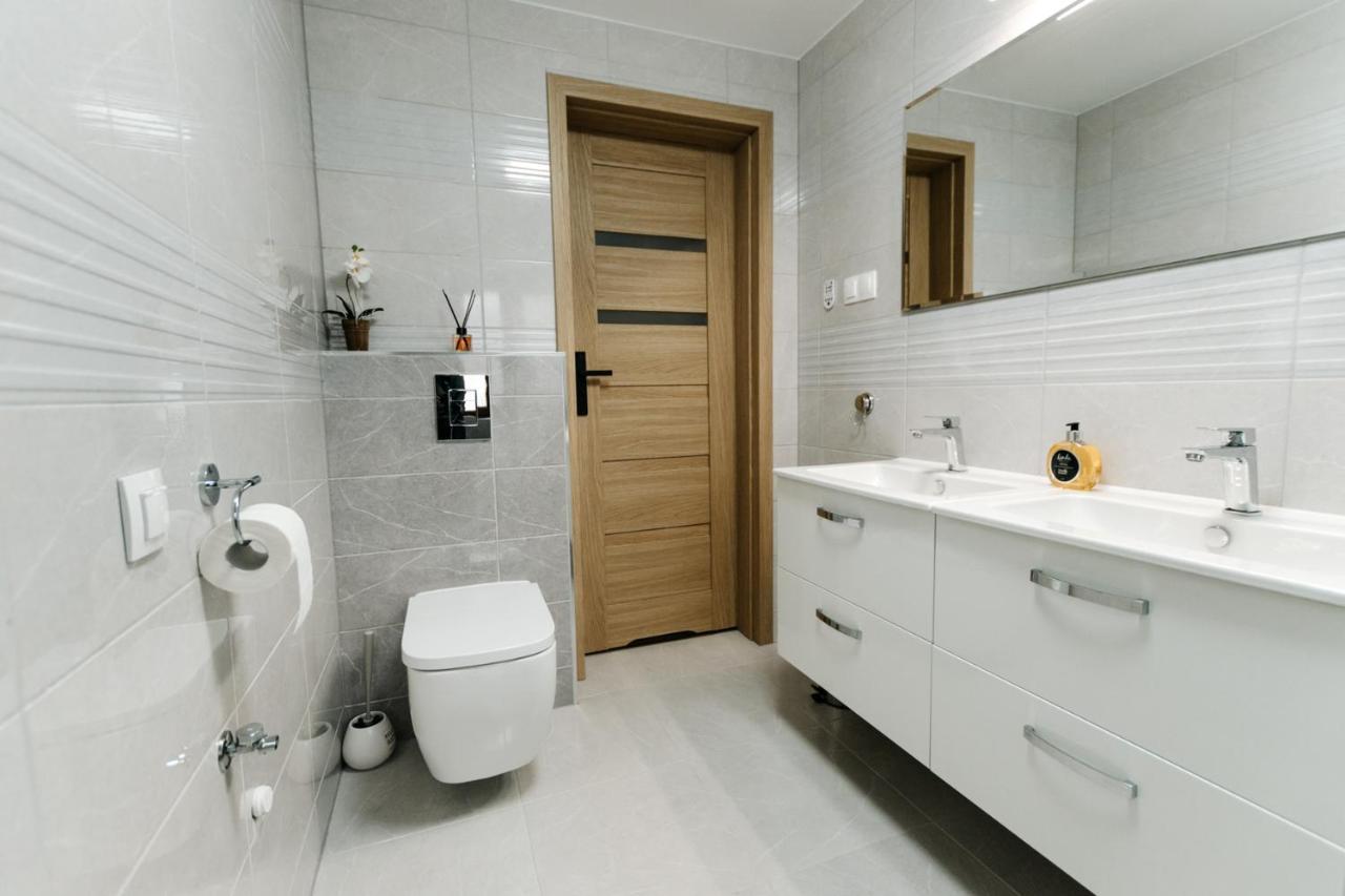 Apartament Karo 1 Karkonosze เยเลเนียกูรา ภายนอก รูปภาพ
